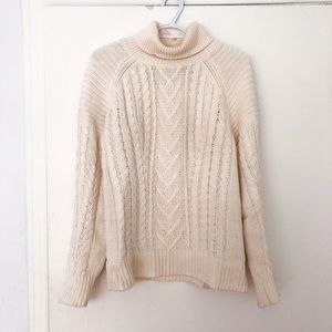 OFF-WHITE COZY TURTLENECK SWEATER